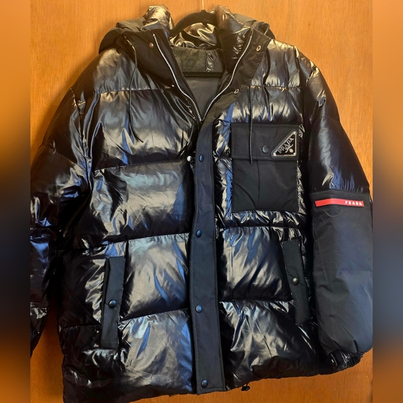 PRADA MILANO ENAMEL TRIANGLE LOGO LINEA ROSSA NYLON HOODED PUFFER JACKET XL - Picture 12 of 16